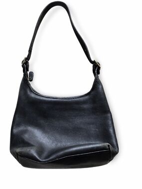 Vintage Coach Legacy hobo shoulder bag style number 9058 black leather brass USA